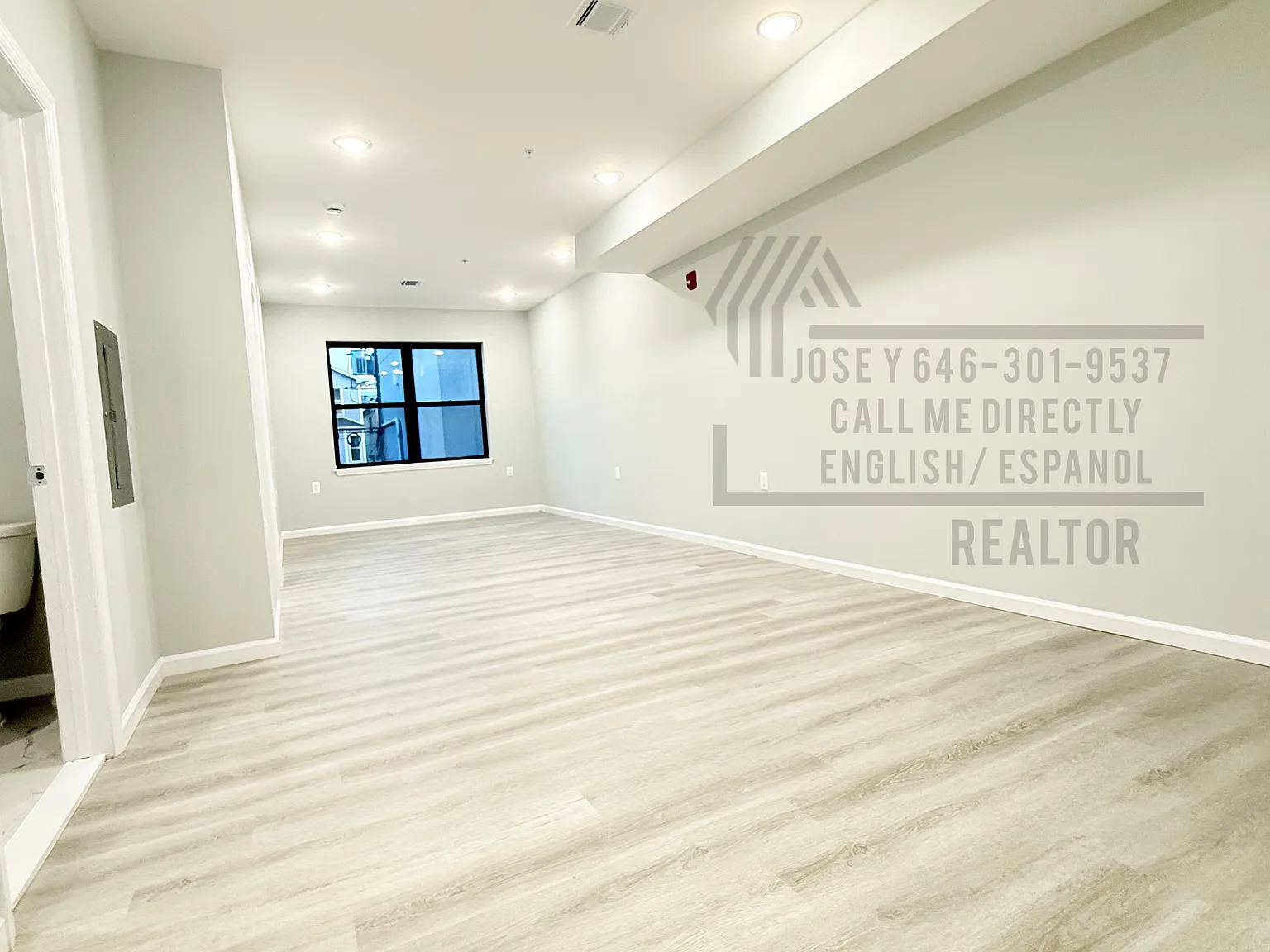 1 bed, $2,127 — Photo 3