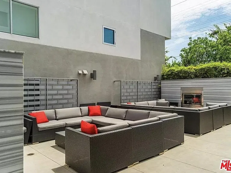 1700 Sawtelle Blvd #219 — Photo 29