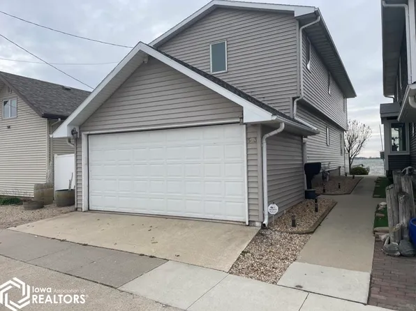 503 N Shore Dr, Clear Lake, IA 50428