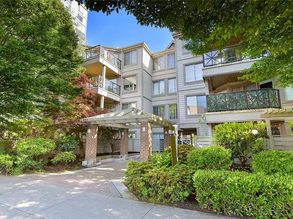 935 Johnson St #406, Victoria, BC V8V 3N5
