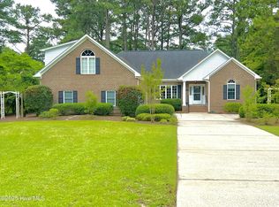 6104 Falcon Drive, New Bern, NC 28560