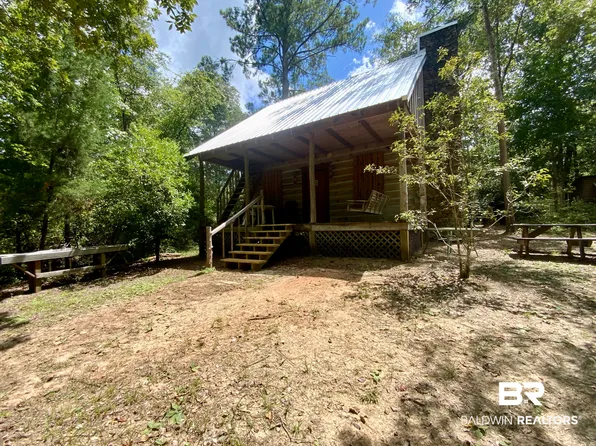 8634 Patricks Landing Rd, Bay Minette, AL 36507