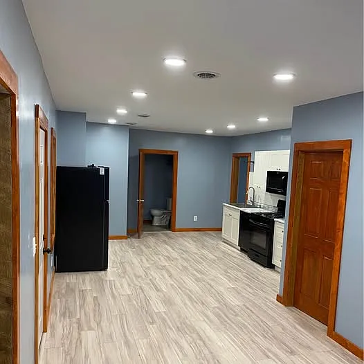 115 N Main St #3 — Photo 5