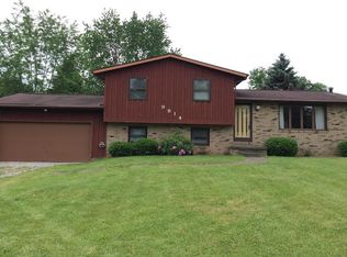 9814 Strausser St NW, Canal Fulton, OH