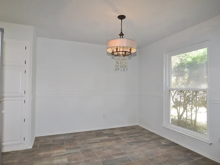 205 Juniper Dr — Photo 6