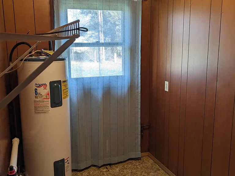 Gracely Dr — Photo 13