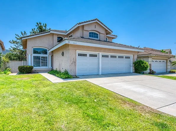 1017 Honeysuckle Dr, San Marcos, CA 92078