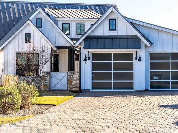 19517 Flying J Blvd #6, Spicewood, TX 78669