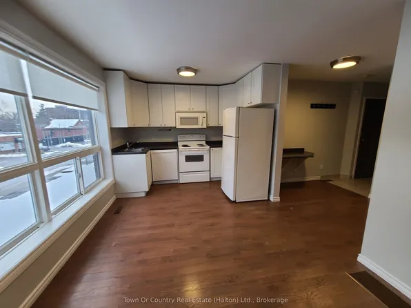 158 Mill St #101, Milton, ON L9T 1S2