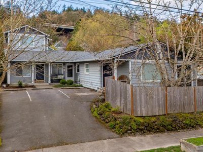 6125 S Hood Ave, Portland, OR, 97239