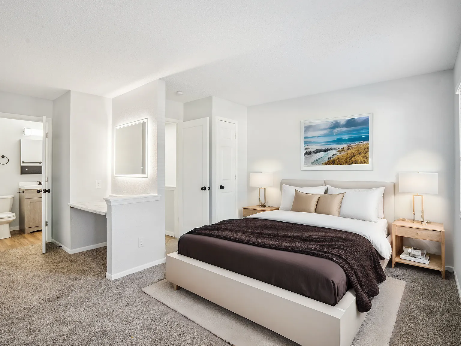 3 bed, 930 sqft, $2,750 — Photo 1