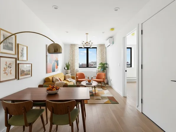 800 5th Ave #3, Brooklyn, NY 11232