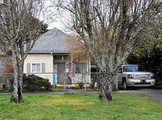 660 E 3rd St, Coquille, OR 97423