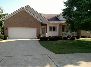 2608 Charing Cross Rd NW, Canton, OH 44708