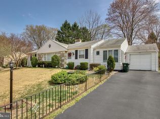 943 Claire Ave, Huntingdon Valley, PA 19006