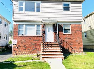 522 Roselle St #2, Linden, NJ 07036