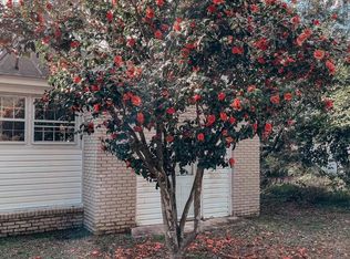 1512 S 4th St #B, Hartsville, SC 29550