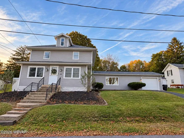 412 W Martin St, Avis, PA 17721