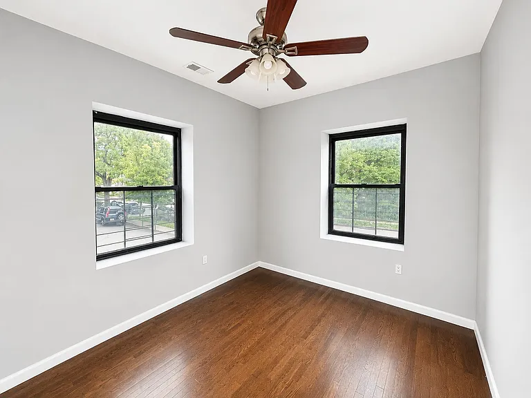 74 Lenox Ave — Photo 8