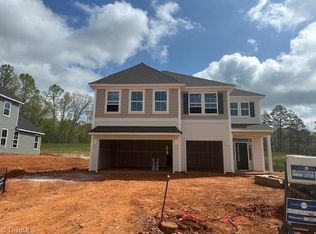 1300 Creek Knoll Dr, Lewisville, NC 27023