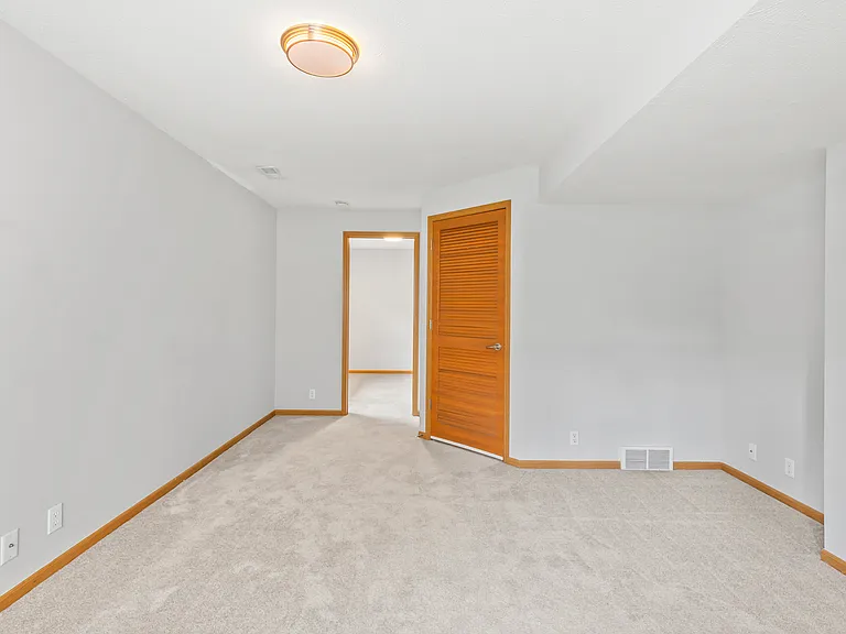 3814 N 173rd Ave — Photo 26