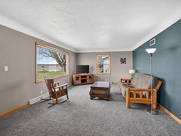 3rd image of 5839 Foulk Rd