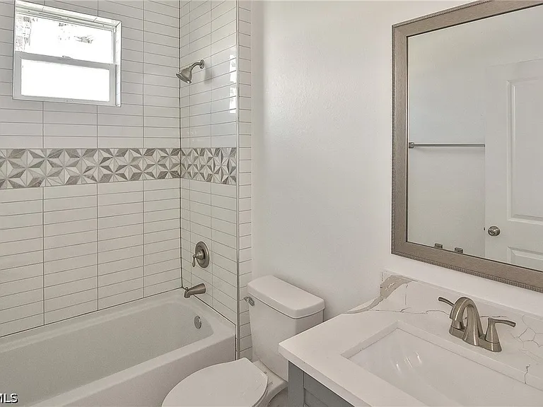 3034 Price Ave — Photo 28