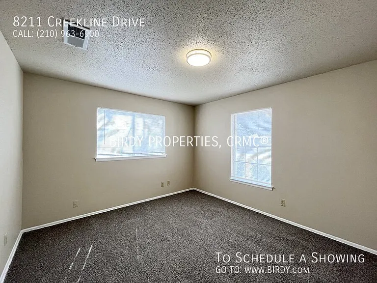 8211 Creekline Dr — Photo 22