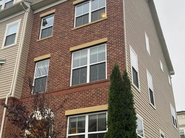 7016 Ventfield Way, Hanover, MD 21076