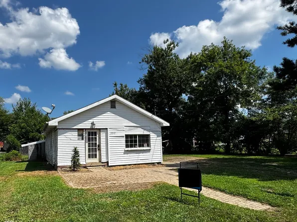 2312 Fulton St, Anderson, IN 46016