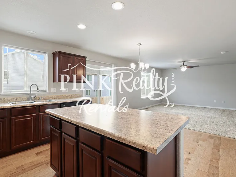 10897 Rowley Dr — Photo 9