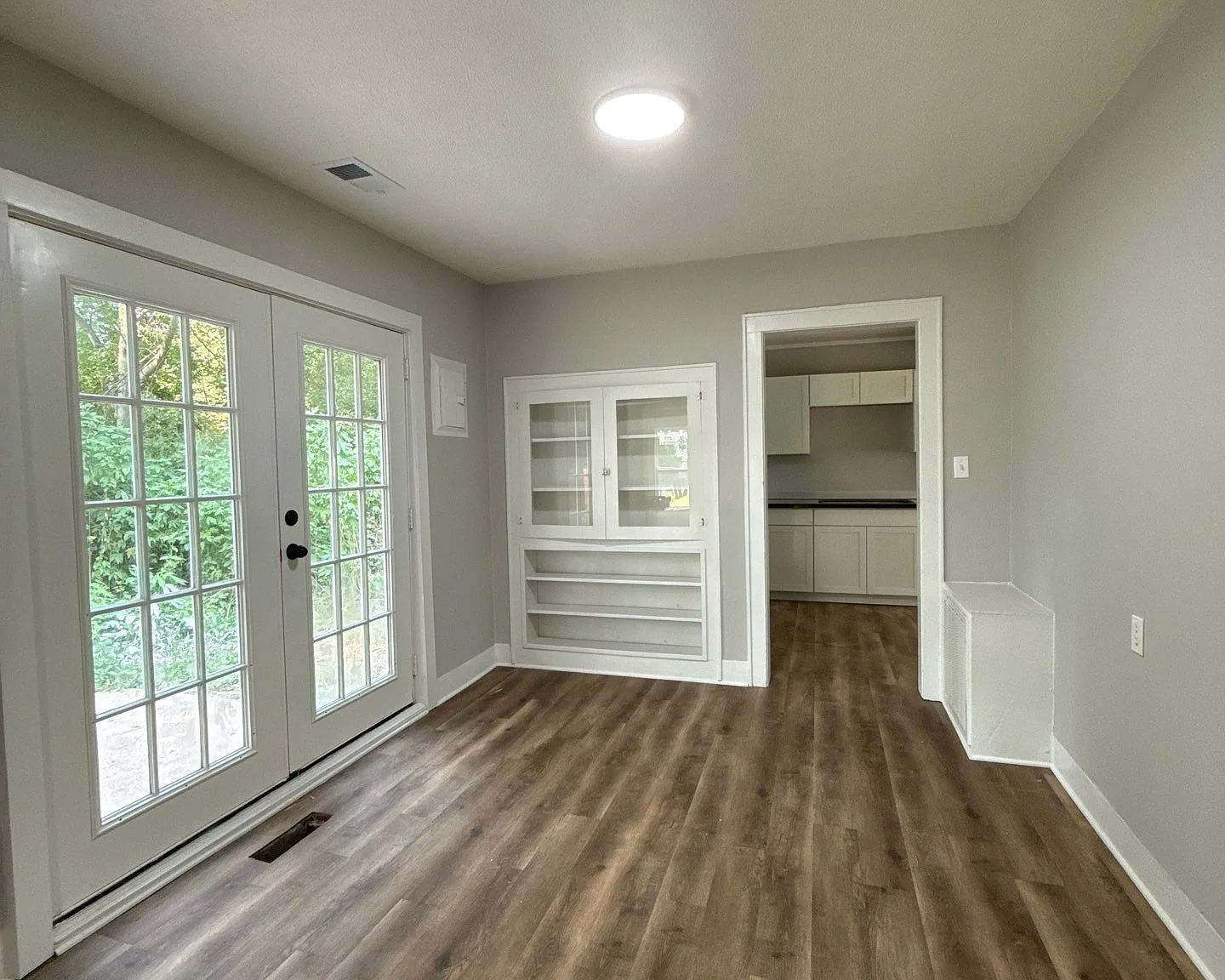 331 Eastland Avenue - 1 — Photo 2