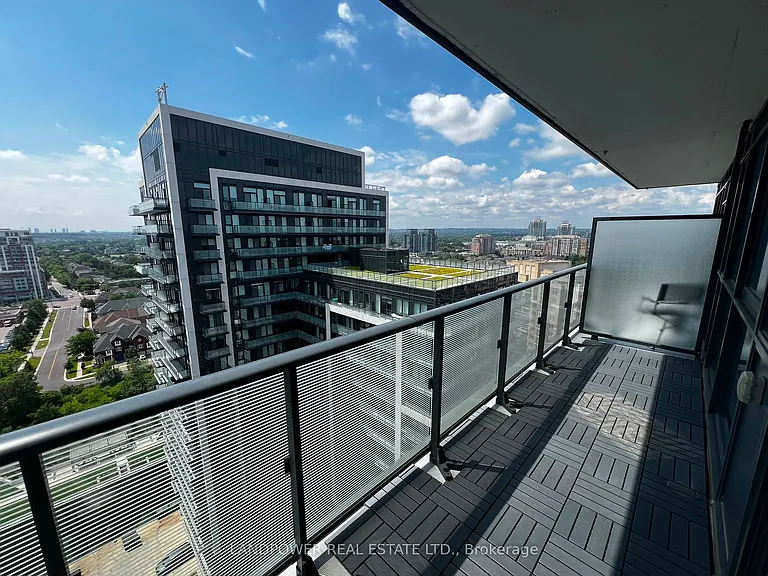 75 Oneida Cres #LPH02 — Photo 11
