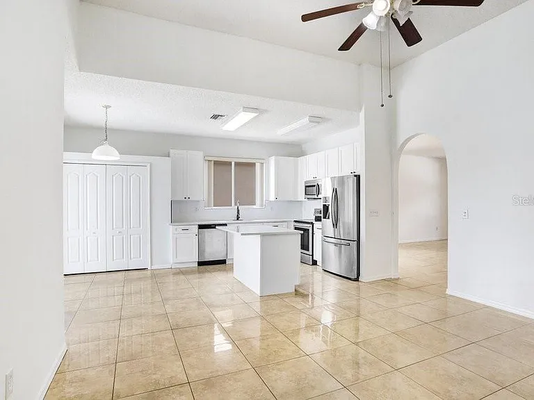 930 Grand Canyon Dr — Photo 12