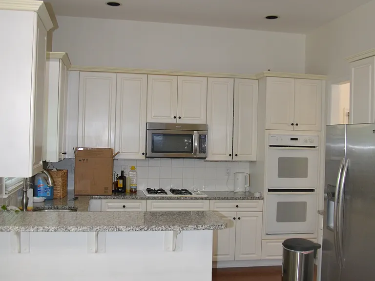 2208 Snug Hbr NE — Photo 29