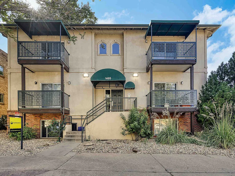 1485 Clayton