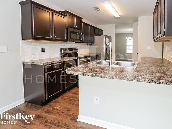 5th image of 2637 Cider Ridge Rd