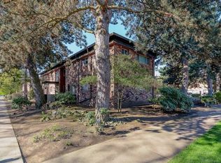 2026 NE Hancock St, Portland, OR 97212