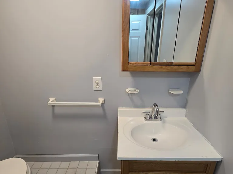 144 Getty Ave #AA — Photo 5