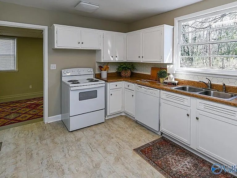 3606 Lakewood Rd NW — Photo 17