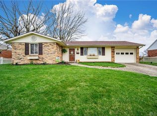 1597 Sioux Dr, Xenia, OH 45385