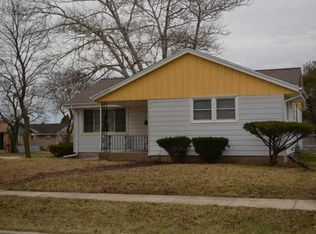 10325 W Rae Ave, Milwaukee, WI 53225