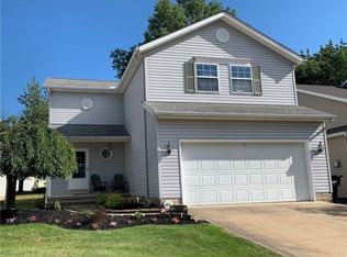 28806 Uxbridge Dr, Willowick, OH