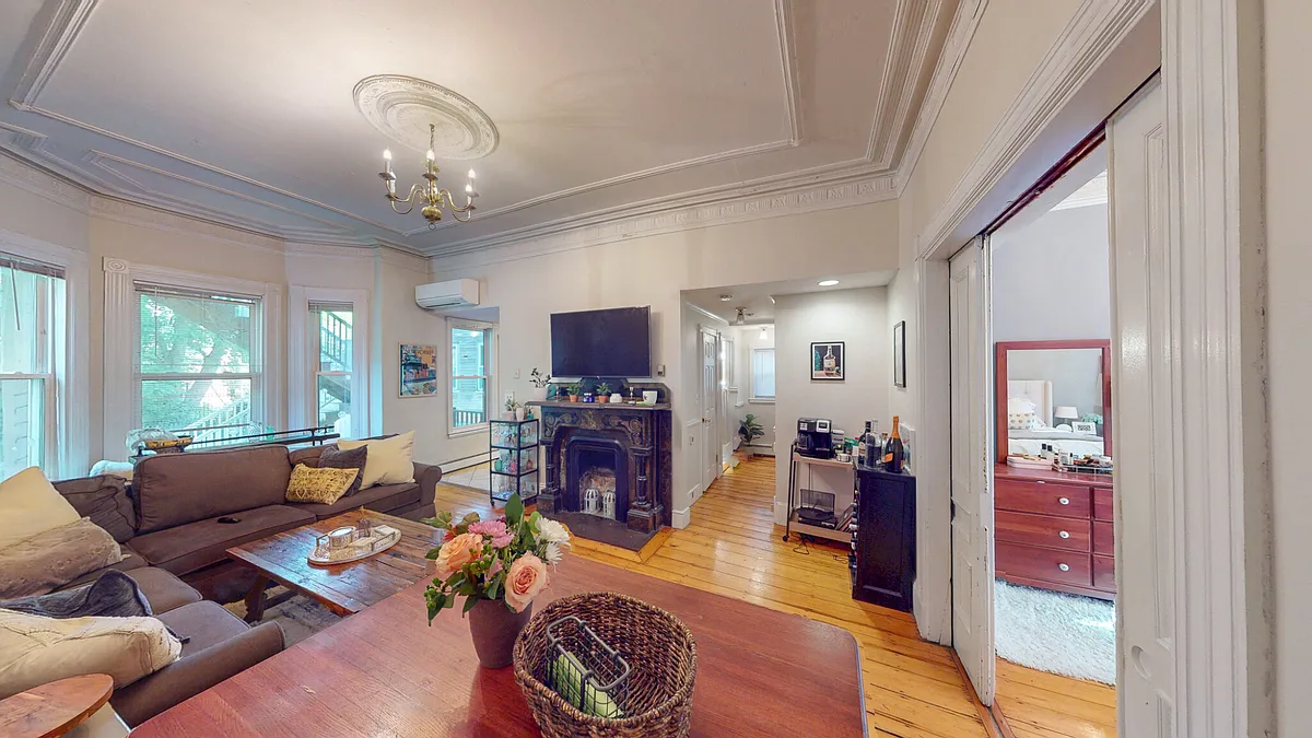 Building Photo - 32 G St #1