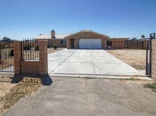 12514 Morning Star Rd, Apple Valley, CA 92308