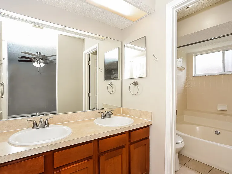 9260 Topohill Ct — Photo 12