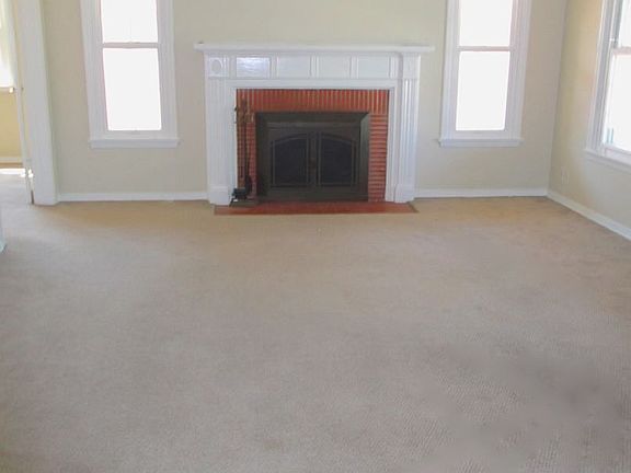 3rd image of 8908 S 11th Ave