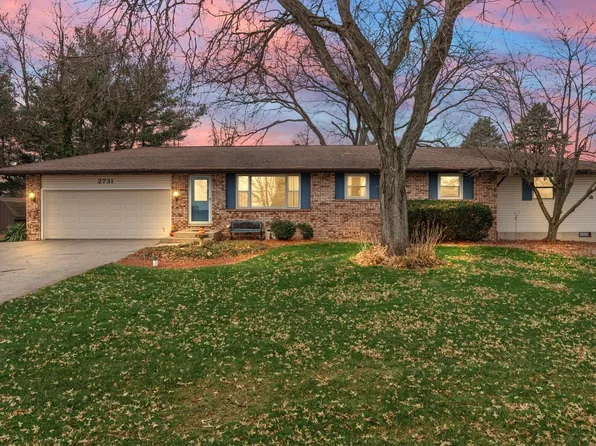 2731 N Lakeview Dr, Warsaw, IN 46582