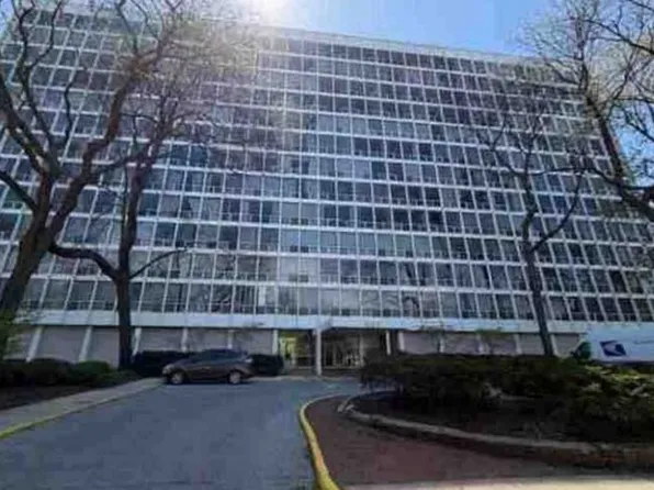 601 E 32nd St APT 407, Chicago, IL 60616