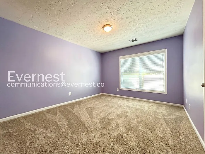 729 Mountain Laurel Dr — Photo 18